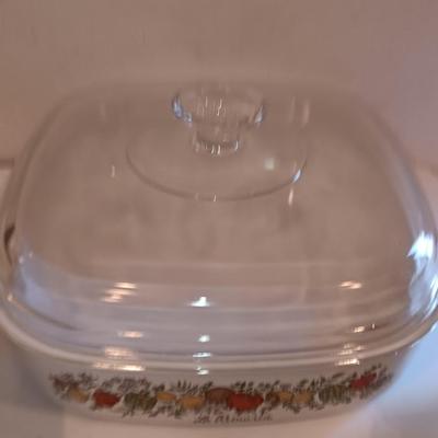 Three Corning Ware casserole dishes two with lids - Le Romarin Spice of life