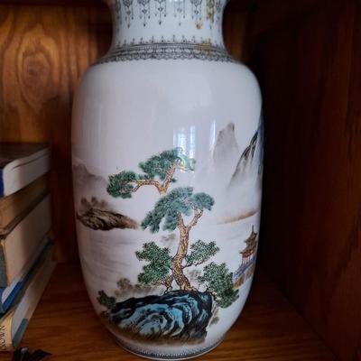 chinese vase