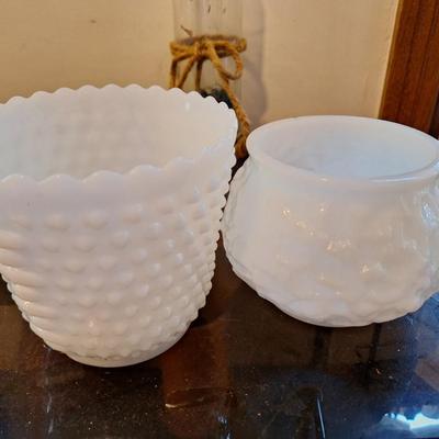 2 milk glass vases