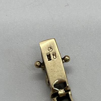 LOT 328: 14K Gold Cubic Zirconia Tennis Bracelet - 6.5” - 14.52 gtw