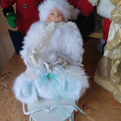 Christmas dolls - caroling dolls - Angel - animated Christmas doll with tote