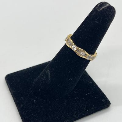 LOT 335: 14K Gold Cubic Zirconia Size 6 Ring-Marked CZ & DQ - 3.01 gtw