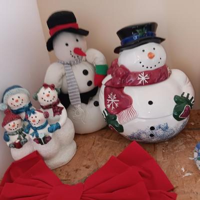 Snowman Christmas decorations - cookie jar - resin snowmen - plates and more