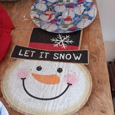 Snowman Christmas decorations - cookie jar - resin snowmen - plates and more
