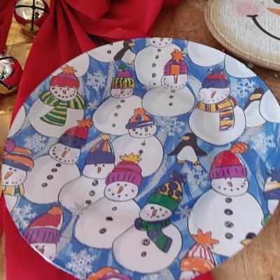 Snowman Christmas decorations - cookie jar - resin snowmen - plates and more