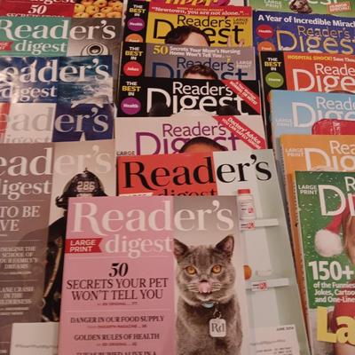 HUGE Collection of Large print Readers digest back issue magazines