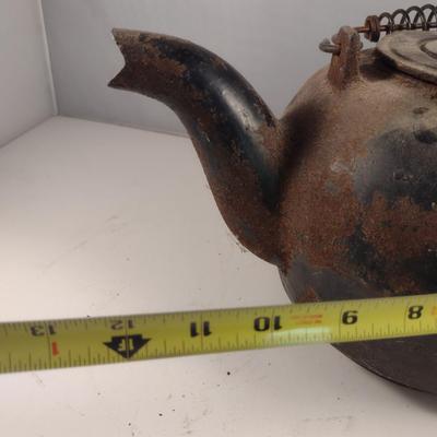 MInuteman Cast Iron Kettle