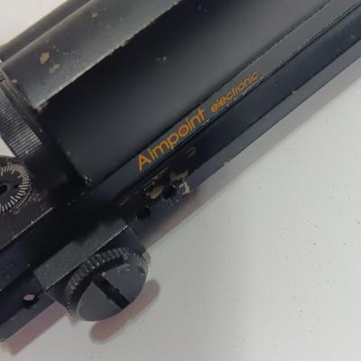 Sweden made Aimpoint electronic scope 3X
