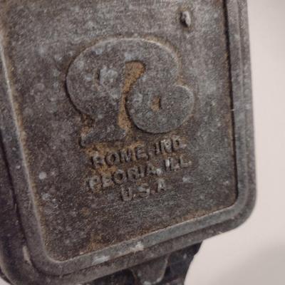 Rome Aluma Cooker Square Pie Iron with Wooden Handles- 28" Long