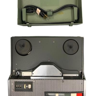 Wollensak 3M Audio/Visual Magnetic Tape Recorder 1520