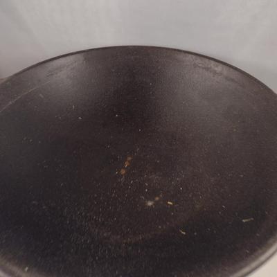 Lodge Cast Iron Wok with Lid- Approx 14 1/2" in Diameter