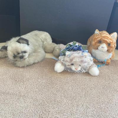 Furry Kitty Friends