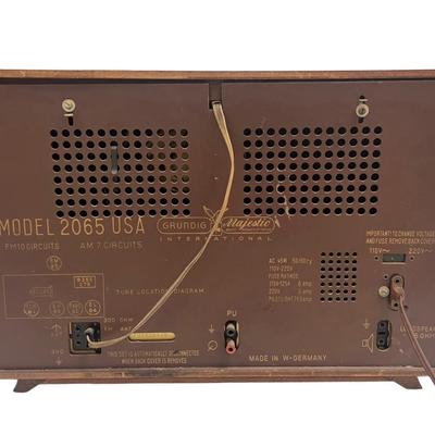 Grundig-Majestic 2065 Hi-Fi Sound