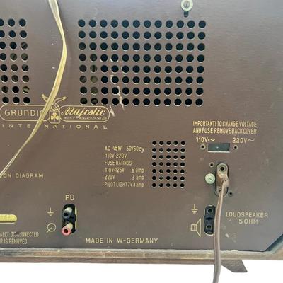 Grundig-Majestic 2065 Hi-Fi Sound