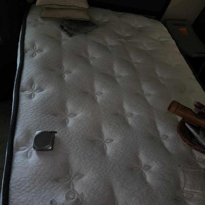 Jenna Twin bed, frame with mattress set if you choose