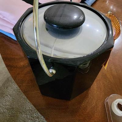Black Ice bucket