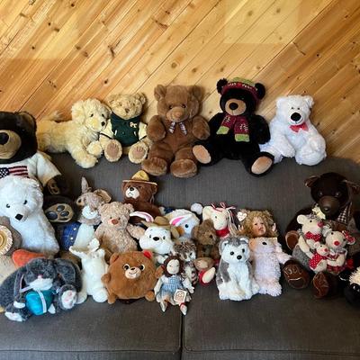 Stuffy Lot 4- Great to donate for holiday toy drives