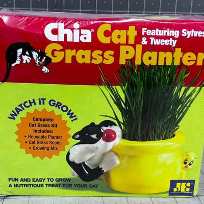 Chia Cat Grass Planter 