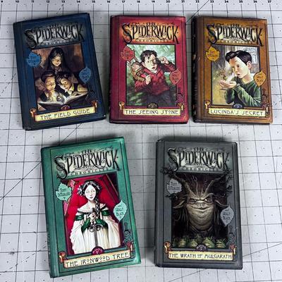 Spiderwick Chronicles Volumes 1-5 