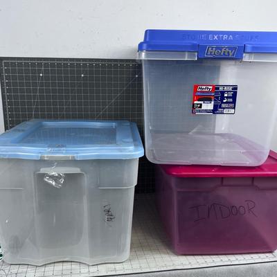 3 Tote Tubs with Lids, Large 