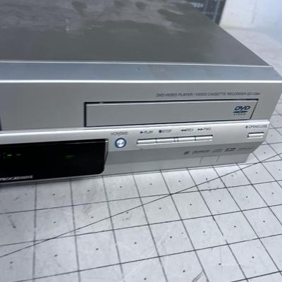 TOSHIBA DVD VHS Digital Player 