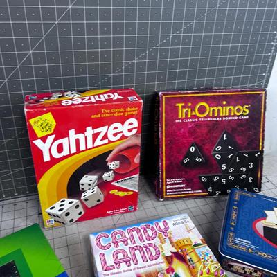 5 GAMES: Yahtzee, Candy Land PLUS more! 