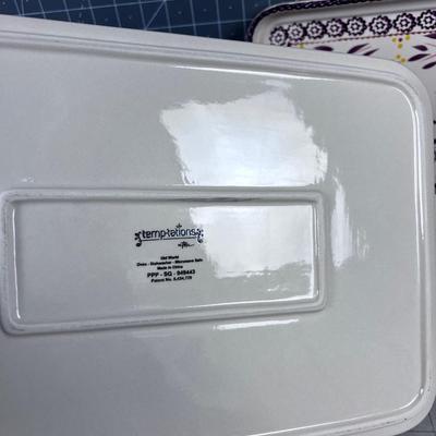 TEMPTATIONS, OLD WORLD, (3) Trays and a Spatula NEVER USED