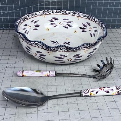 TEMPTATIONS, OLD WORLD, SALAD or Pasts BOWL, NEVER USED