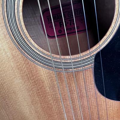 BEAUTIFUL - Yamaha FG75 Acoustic Guitar