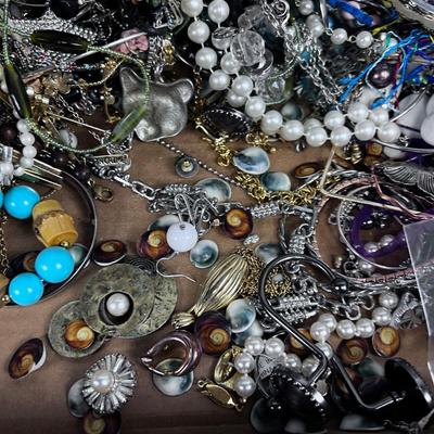 Tray of Costume Jewelry; Necklace and Earrings