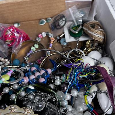 Tray of Costume Jewelry; Necklace and Earrings