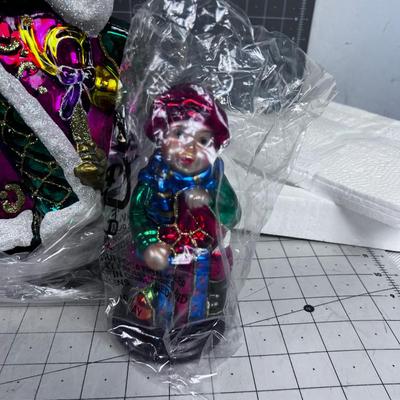 Thomas Pacconi Santa with 2 Children. NEW 