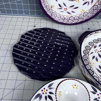 TEMPTATIONS, OLD WORLD, Quiche and Pie Plates Plus