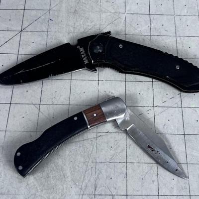 2 Folding Knives, Black handles 