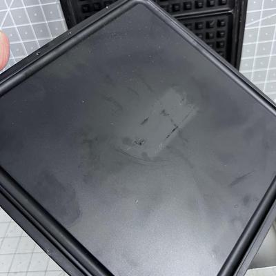 Black & Decker Waffle Iron