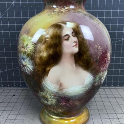 KPM Vase BEAUTIFUL Germany Hand Painted Porcelain