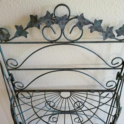 Various Phones & Collapsible Iron Shelf