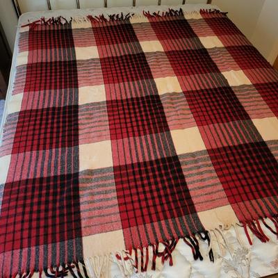 Vintage Wool Blankets Pendleton, Hudson Bay & More