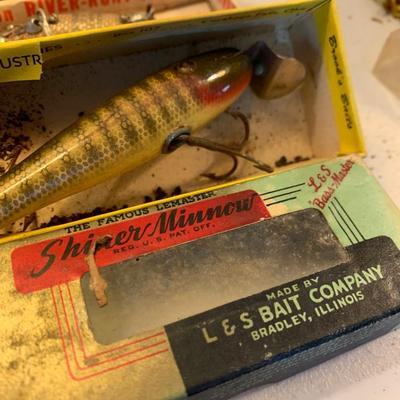 Vintage Fishing Tackle Box Lures Minnow Bucket Lot