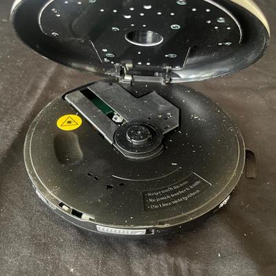 Bose Noise Canceling Headphones & Sony & Insignia Portable CD Players (LR-MG)