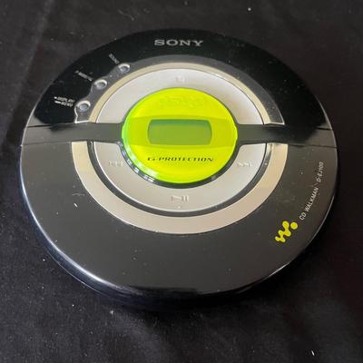 Bose Noise Canceling Headphones & Sony & Insignia Portable CD Players (LR-MG)