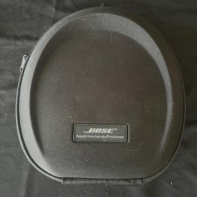 Bose Noise Canceling Headphones & Sony & Insignia Portable CD Players (LR-MG)