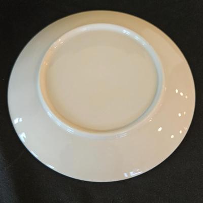 12 Place Setting Gorham and Flintridge 'Contessa' China Set (K-DW)