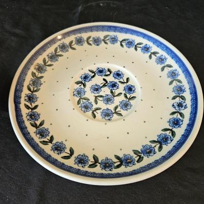 Blue Themed Kitchen Pottery Pieces: Apple Baker, Berry Bowl, & More (K-DW)