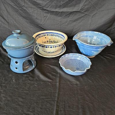 Blue Themed Kitchen Pottery Pieces: Apple Baker, Berry Bowl, & More (K-DW)