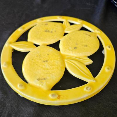 Yellow and Cobalt Blue Kitchen Decor (K-DW)