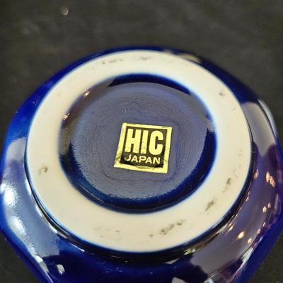 Yellow and Cobalt Blue Kitchen Decor (K-DW)