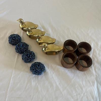 Linens, Runners, Tablecloths & More (E-MG)