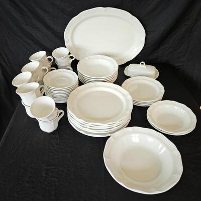 Mikasa French Countryware Dish Set (K-DW)
