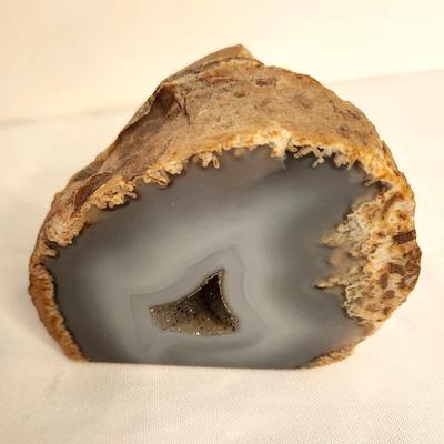 Lor #4 Geode Lot - 2 pieces